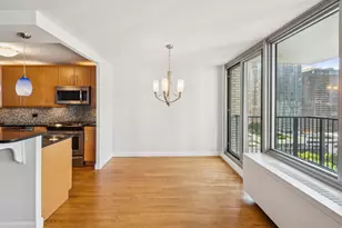 400 E Randolph St, Chicago, IL 60601 - Photo 8