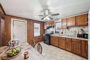2407 Hermon Ave, Zion, IL 60099 - Photo 6