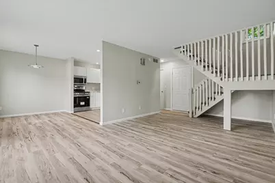 1931 Blackthorn Drive #1931, Champaign, IL 61821 - Photo 8