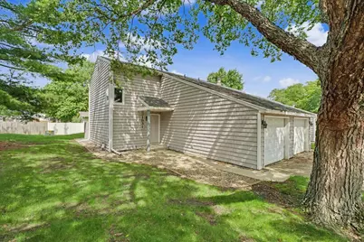 1931 Blackthorn Drive #1931, Champaign, IL 61821 - Photo 2