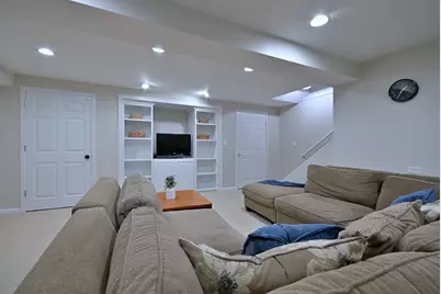 88 Jansen Lane, Vernon Hills, IL 60061 - Photo 12