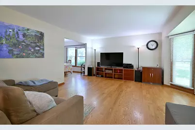88 Jansen Lane, Vernon Hills, IL 60061 - Photo 4