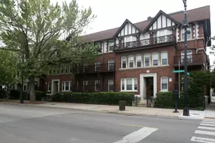 4450 N Sheridan Rd, Chicago, IL 60640 - Photo 1