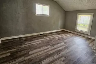 218 Oakwood Ave, Rockford, IL 61101 - Photo 22