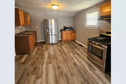 218 Oakwood Avenue, Rockford, IL 61101 - Photo 8