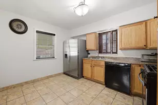 2541 S 14th Ave, Broadview, IL 60155 - Photo 20