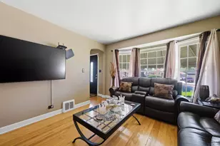2541 S 14th Ave, Broadview, IL 60155 - Photo 8