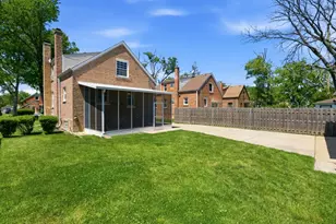 2541 S 14th Ave, Broadview, IL 60155 - Photo 32