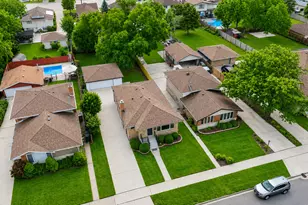 8818 S 55th Ct, Oak Lawn, IL 60453 - Photo 20