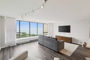2800 N Lake Shore Dr, Chicago, IL 60657 - Photo 2