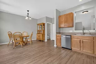 941 Summit Creek Dr, Shorewood, IL 60404 - Photo 14