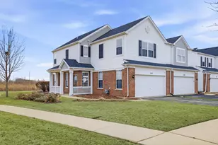 8412 Sawyer Ct, Joliet, IL 60431 - Photo 2