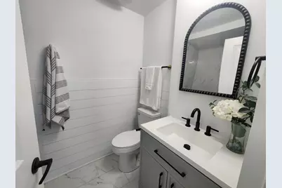8040 Laramie Avenue, Burbank, IL 60455 - Photo 16