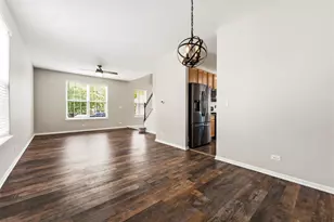 32804 Bending Creek Road, Lakemoor, IL 60051 - Photo 8