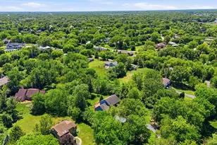 107 Roxborough Pl, Inverness, IL 60010 - Photo 38