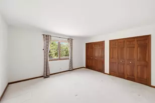 107 Roxborough Pl, Inverness, IL 60010 - Photo 26