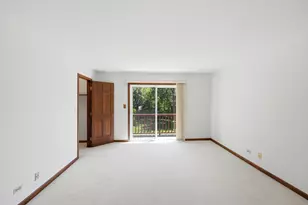 107 Roxborough Pl, Inverness, IL 60010 - Photo 24