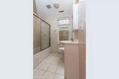 [Address not provided], Chicago, IL 60607 - Photo 8