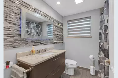 7737 Meade Avenue, Burbank, IL 60459 - Photo 16