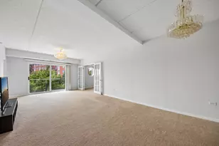 190 N Milwaukee Ave, Wheeling, IL 60090 - Photo 4
