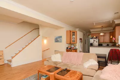 1314 W Roscoe Street #2, Chicago, IL 60657 - Photo 6