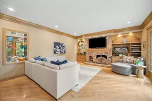 [Address not provided], Burr Ridge, IL 60527 - Photo 24