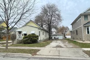 311 E Franklin Ave, La Grange, IL 60525 - Photo 1