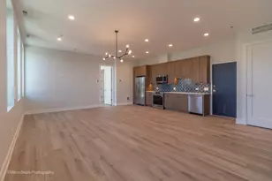 6302 S Champlain Ave, Chicago, IL 60637 - Photo 6