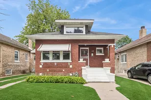 1018 S 10th Ave, Maywood, IL 60153 - Photo 1