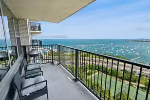 400 E Randolph St, Chicago, IL 60601 - Photo 10