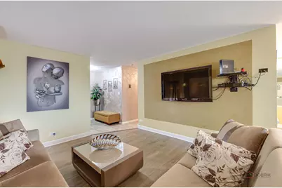 1500 Harbour Drive #4Q, Wheeling, IL 60090 - Photo 10