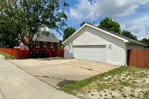 509 S Joliet St, Wilmington, IL 60481 - Photo 4