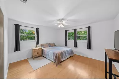 1520 Lark Lane, Naperville, IL 60565 - Photo 18
