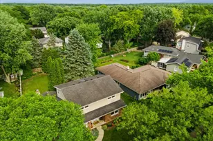 1520 Lark Ln, Naperville, IL 60565 - Photo 26