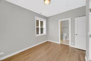3225 S Halsted St, Chicago, IL 60608 - Photo 10
