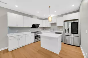3225 S Halsted St, Chicago, IL 60608 - Photo 8