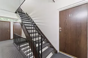 12823 S Kenneth Ave, Alsip, IL 60803 - Photo 2