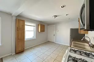 2458 N Clybourn Ave, Chicago, IL 60614 - Photo 6