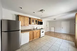 2458 N Clybourn Ave, Chicago, IL 60614 - Photo 4