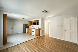 2458 N Clybourn Ave, Chicago, IL 60614 - Photo 8
