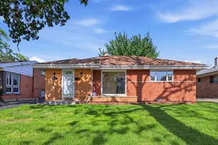 2213 Mayfair Ave, Westchester, IL 60154 - Photo 2