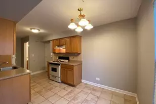 132 Brookwood Ct, Vernon Hills, IL 60061 - Photo 8
