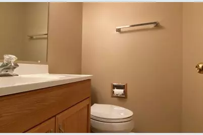 132 Brookwood Court, Vernon Hills, IL 60061 - Photo 8