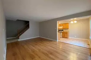 132 Brookwood Ct, Vernon Hills, IL 60061 - Photo 4