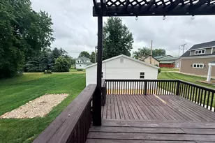 217 W Chestnut St, Compton, IL 61318 - Photo 38