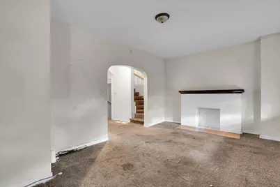 7011 S Calumet Avenue, Chicago, IL 60637 - Photo 2