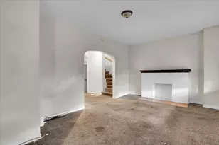 7011 S Calumet Ave, Chicago, IL 60637 - Photo 2