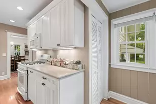 335 E Liberty St, Barrington, IL 60010 - Photo 18