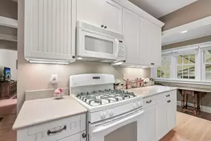 335 E Liberty St, Barrington, IL 60010 - Photo 14