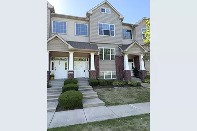 2433 River Oaks Lane #4, Rockford, IL 61102 - Photo 2